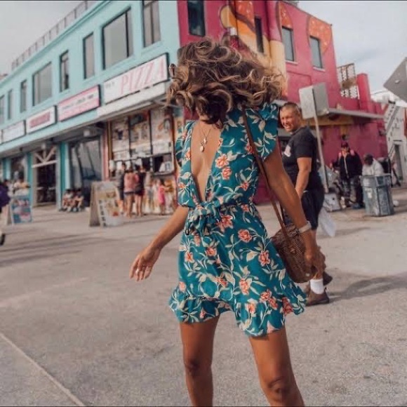 KIVARI Lucia Teal Floral Frill Wrap Mini Dress RRP$190 - Picture 6 of 16